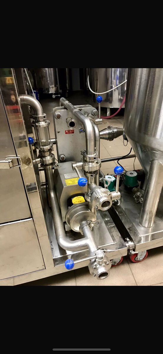 Mini fabrica de producere a berii artizanale  мини производство крафтового пива foto 4