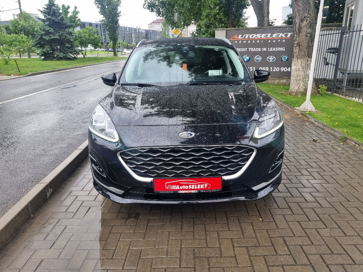 Ford Kuga 2021 photo 2
