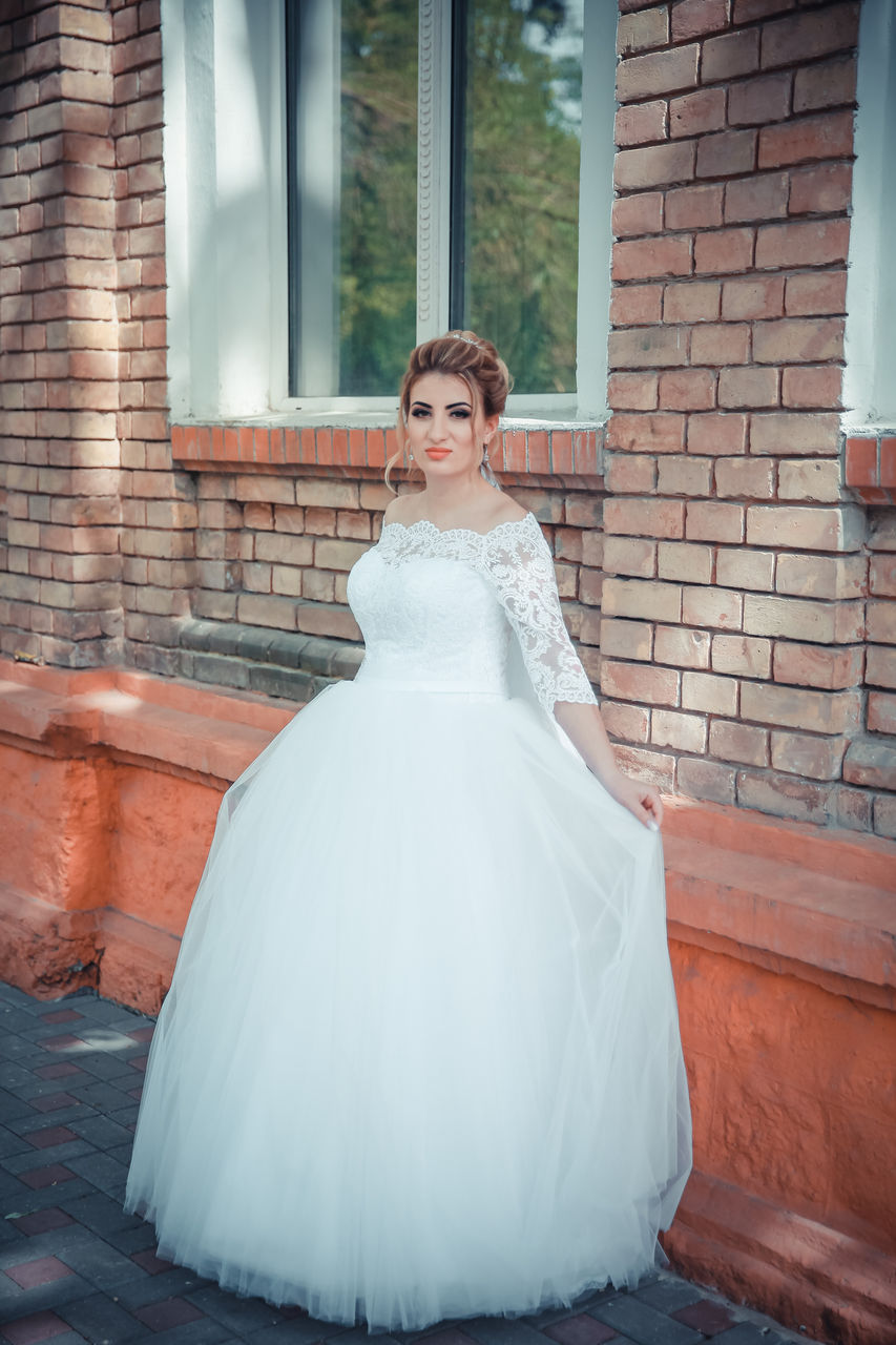 Rochie De Mireasapantofi Cadou