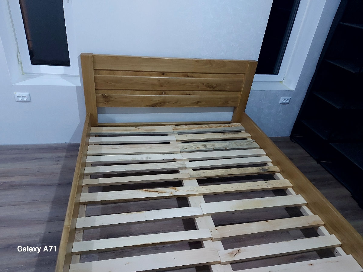 Pat din lemn la comandă foto 1