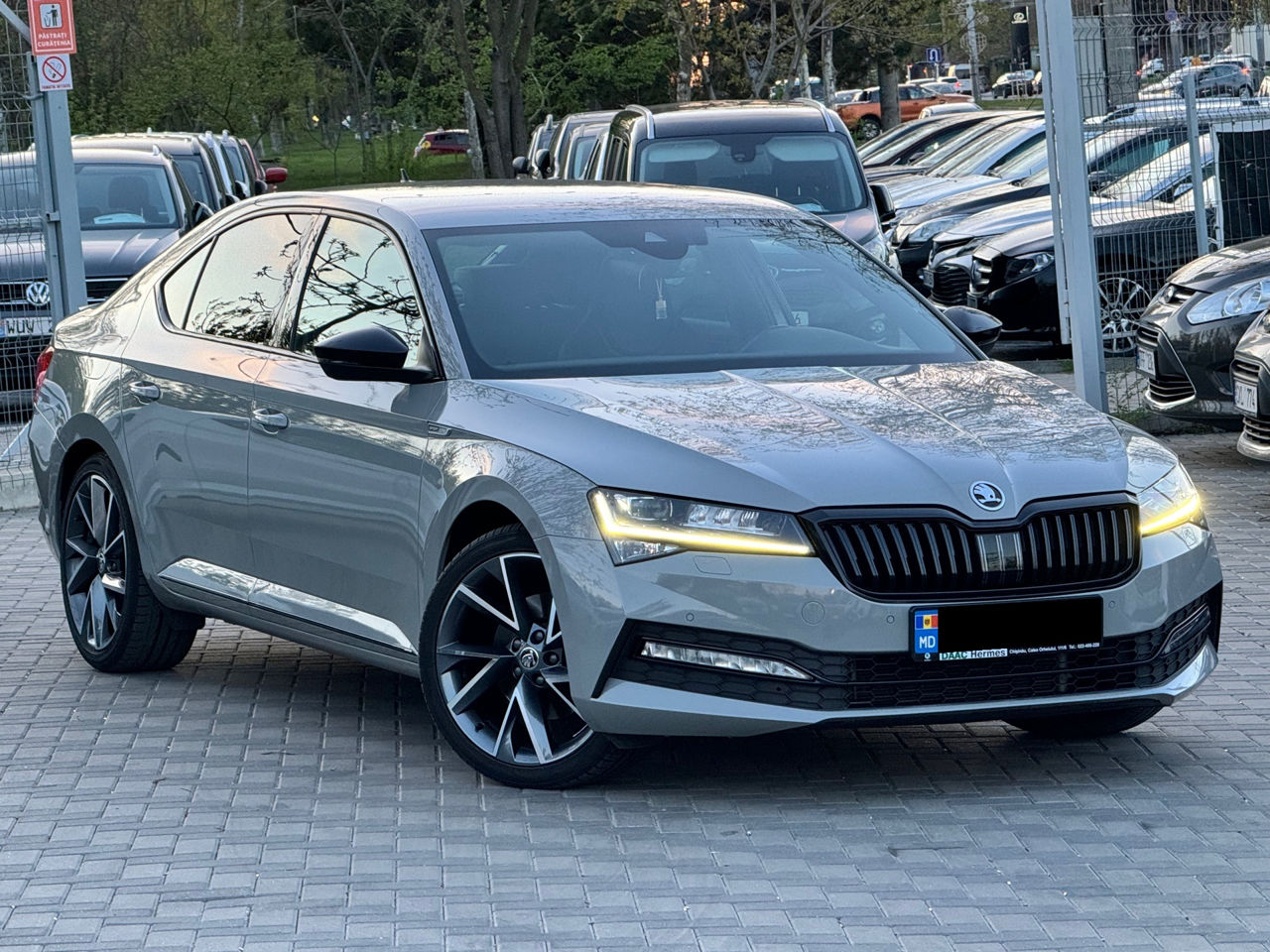 Skoda Superb foto 0