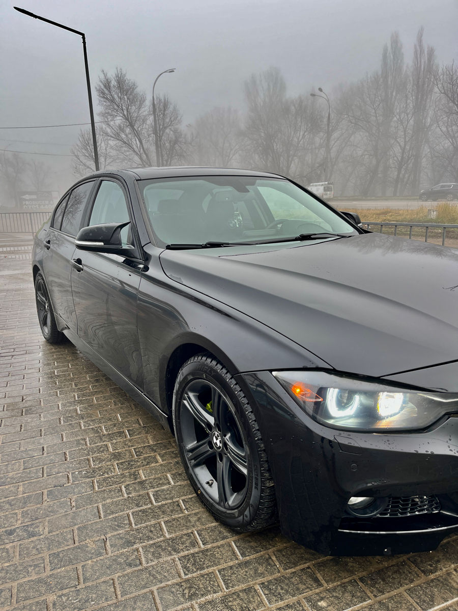 BMW 3 Series фото 2