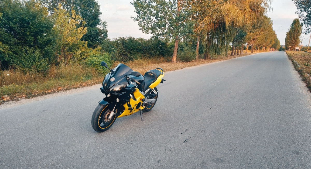 Honda CBR 600 foto 6