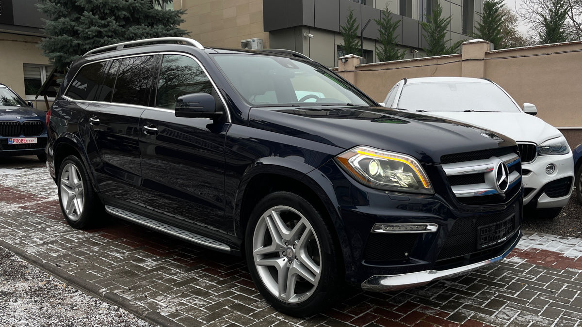 Mercedes GL-Class foto 2