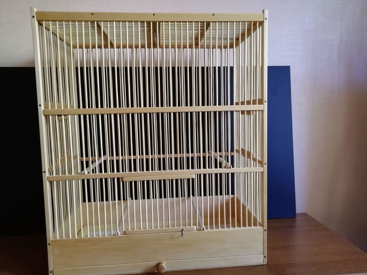 клетки для птиц из дерева