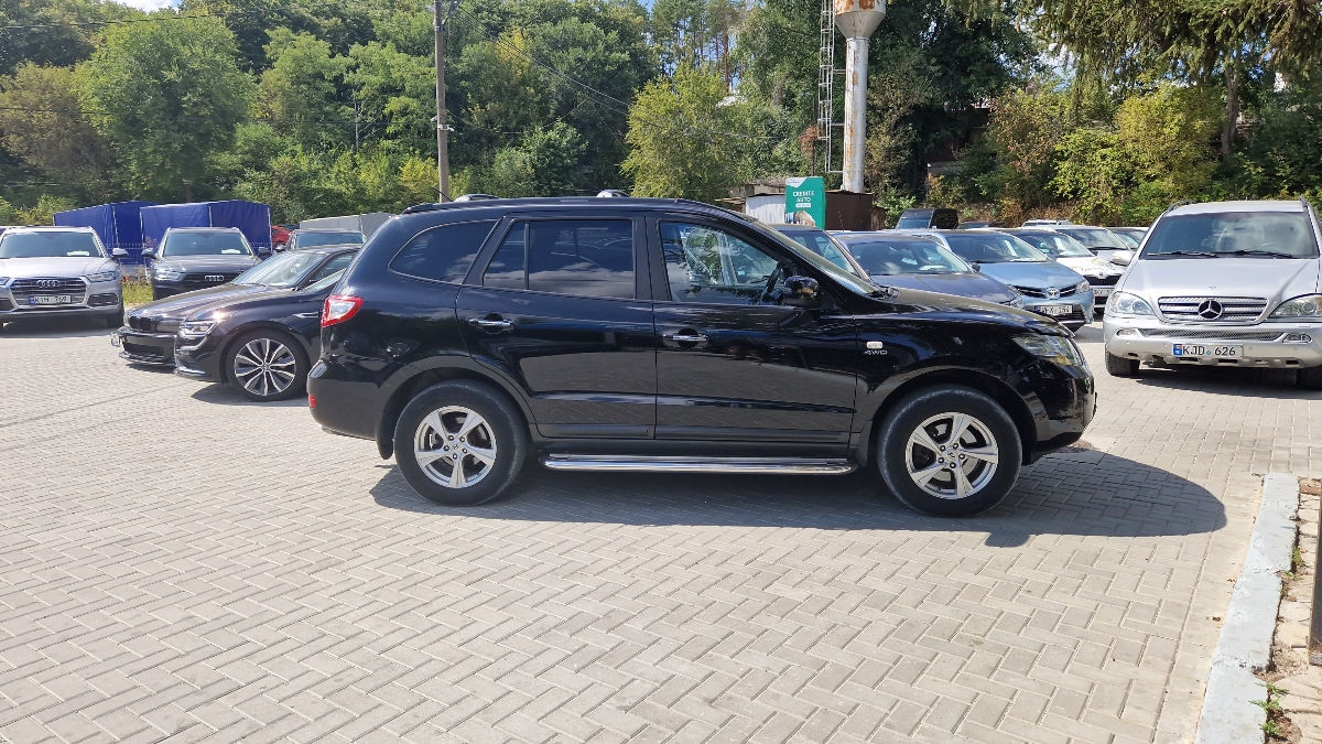 Hyundai Santa FE foto 1