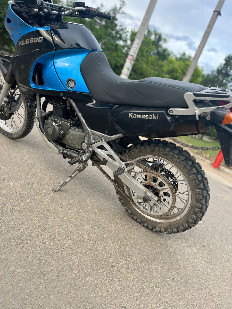 Kawasaki KLE 500 фото 2