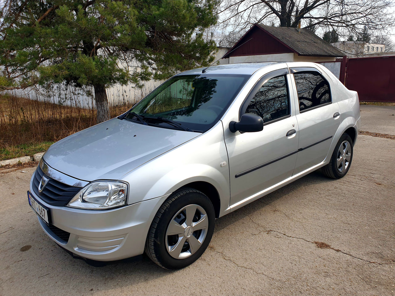 Dacia Logan foto 4