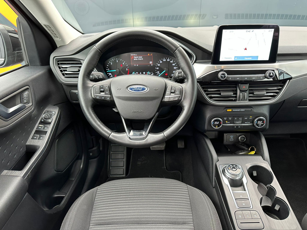 Ford Kuga foto 14