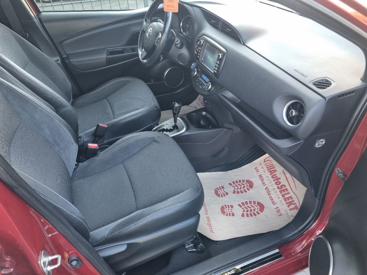 Toyota Yaris 2018 photo 10