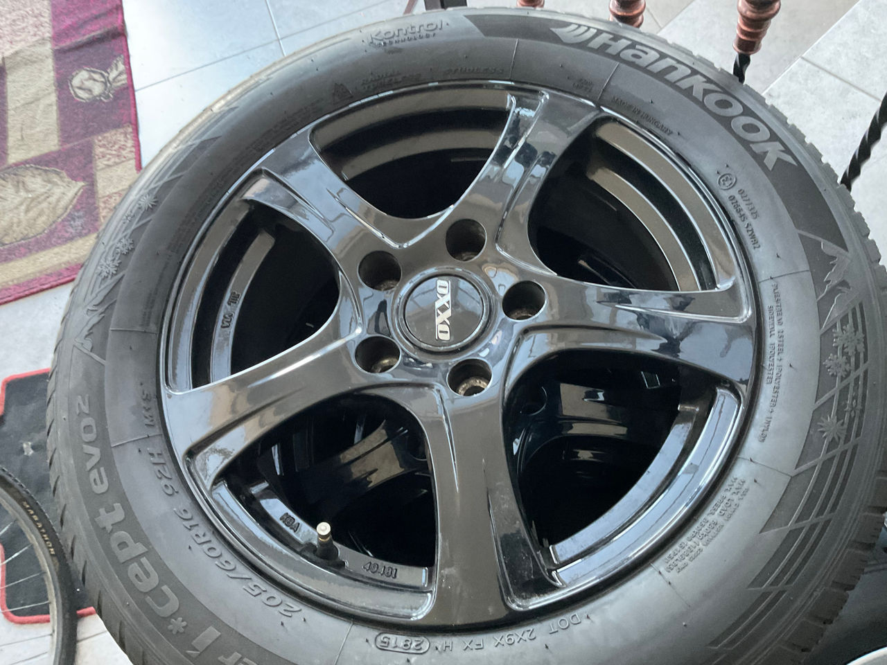 Титан 5-112-16 и резина 205-60-16