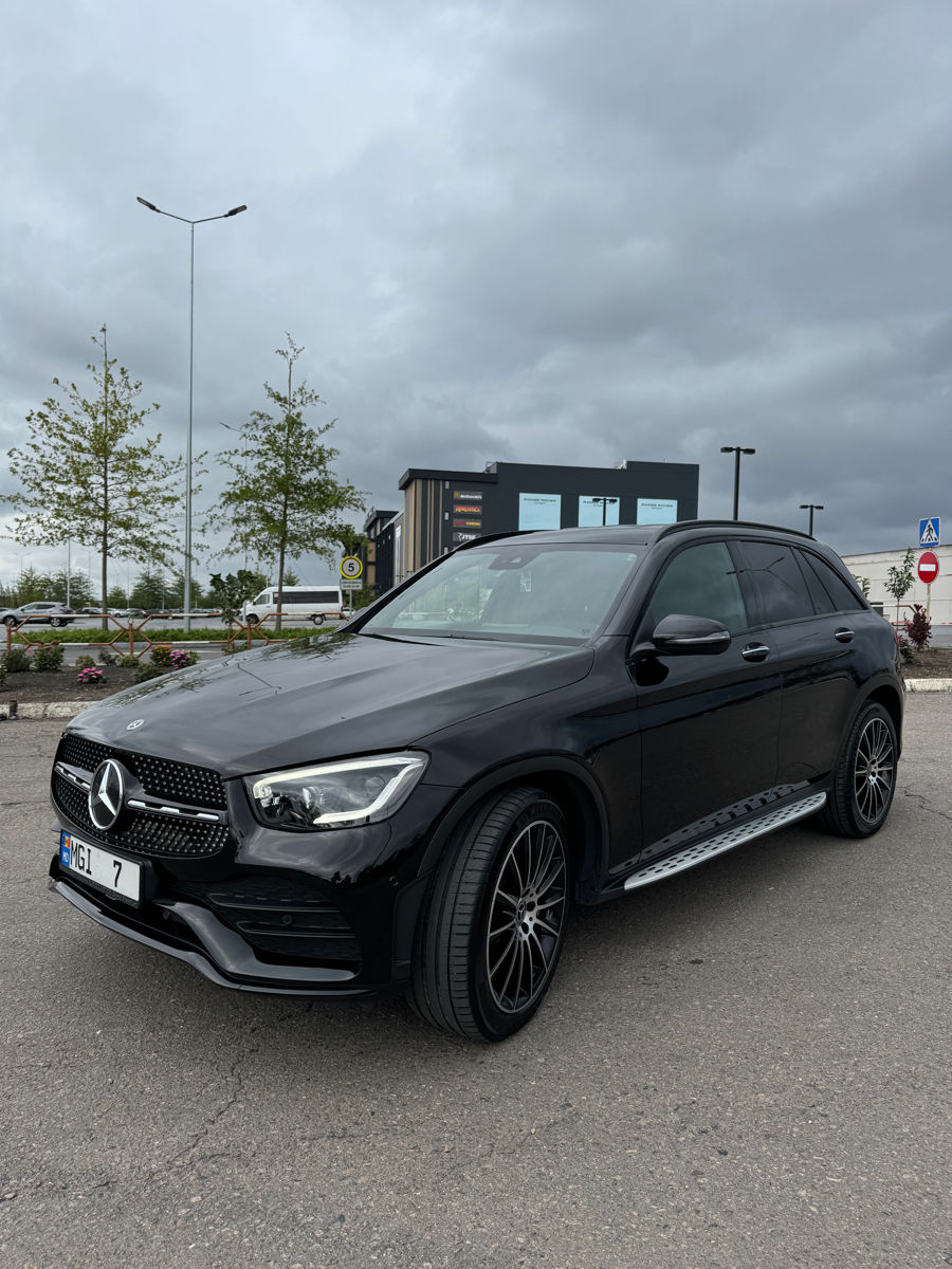 Mercedes GLC foto 2