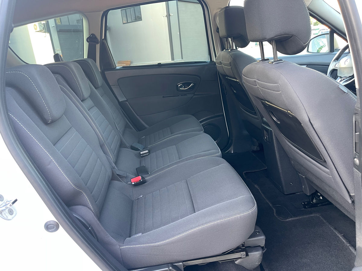 Renault Scenic foto 8