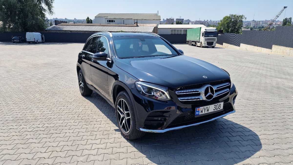 Mercedes GLC foto 2