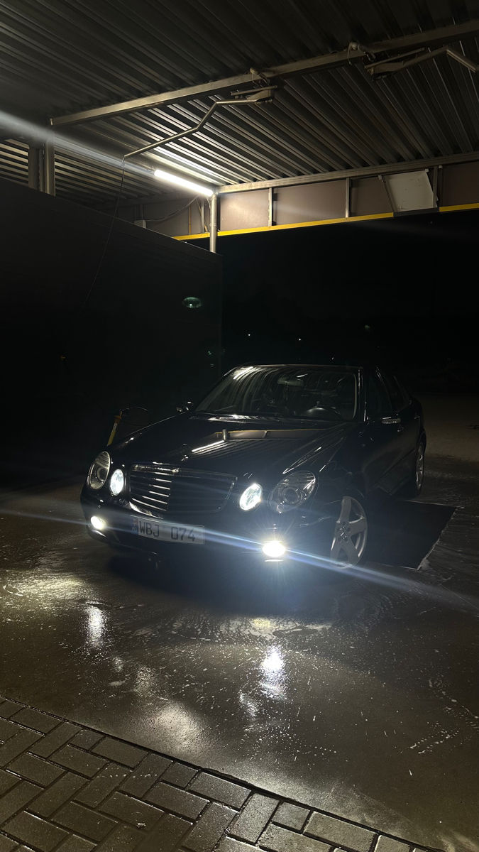 Mercedes E-Class foto 3