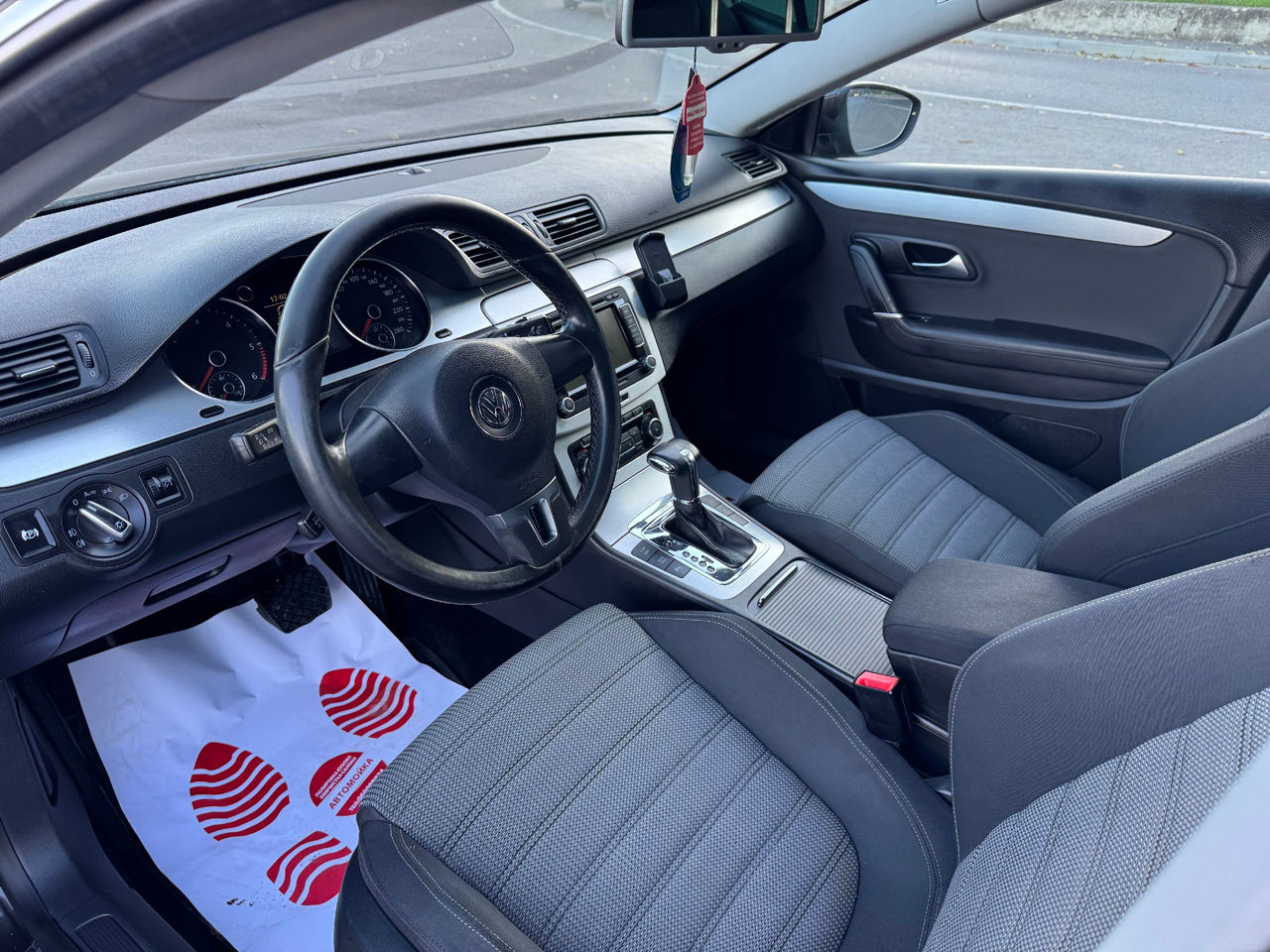 Volkswagen Passat CC foto 11