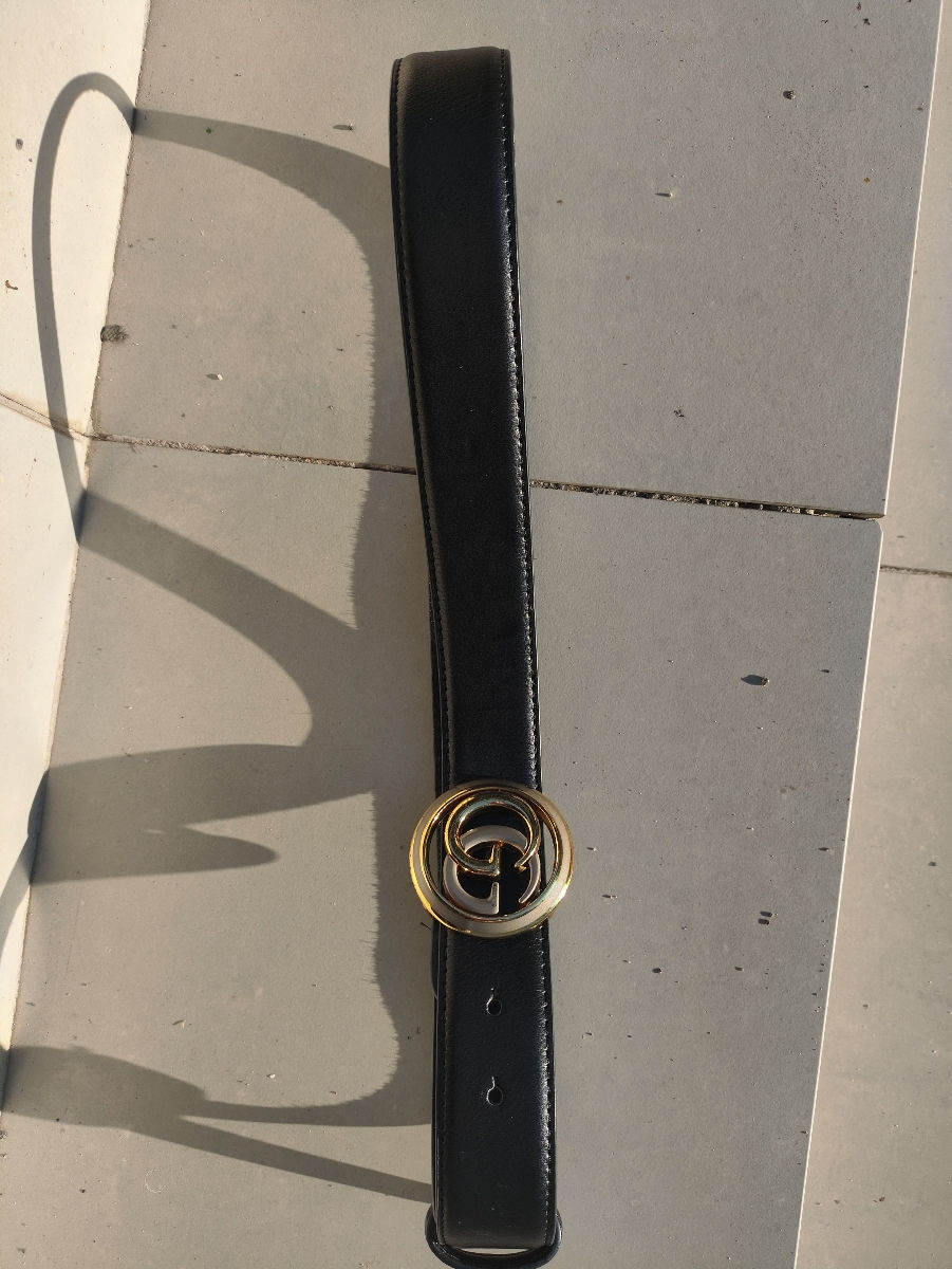 Продам не оригинальный ремень Gucci  фото 0
