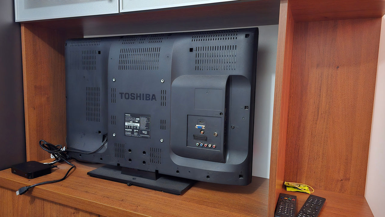 Телевизор Toshiba 32" фото 1