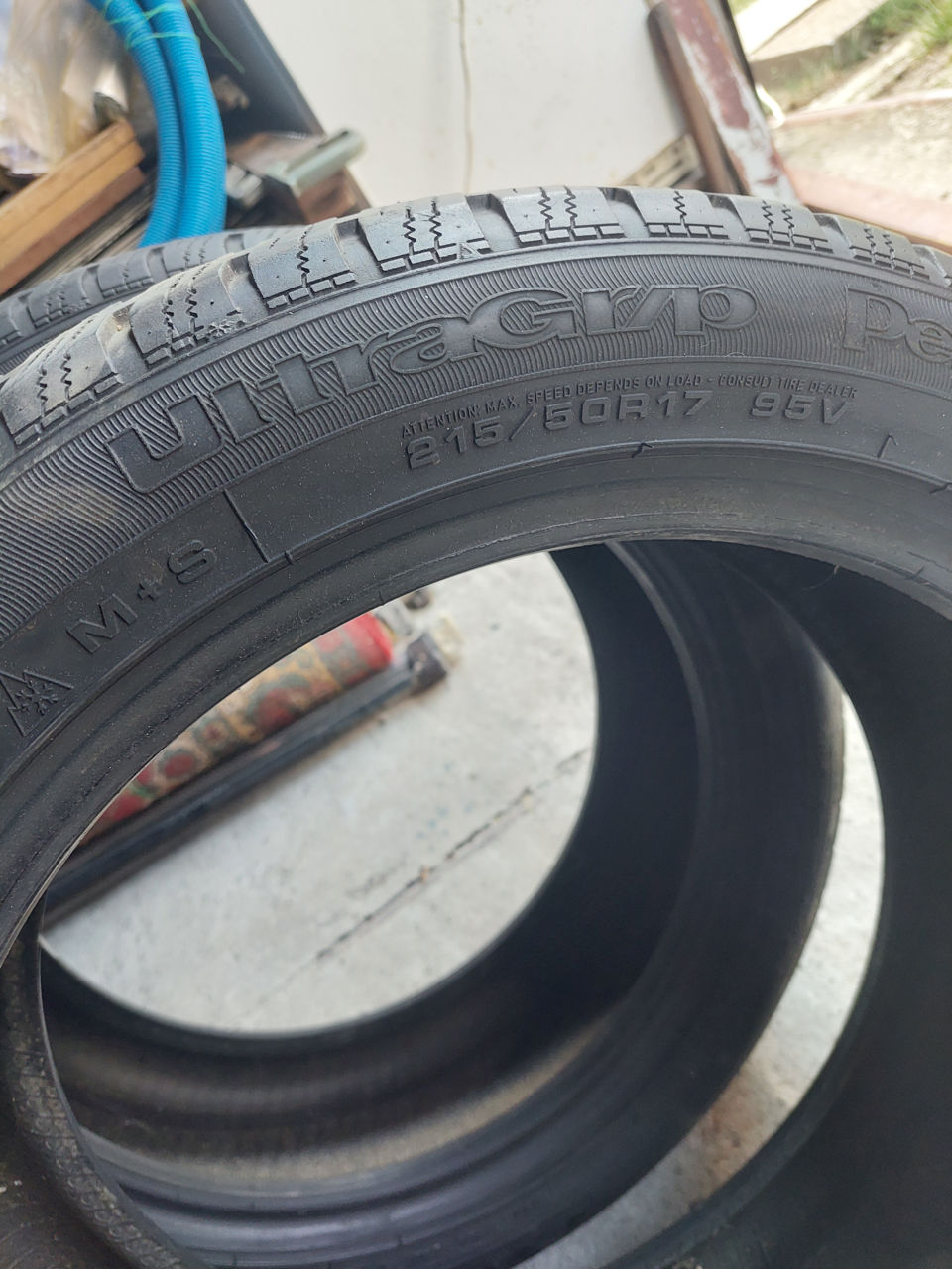 215 50 R17
