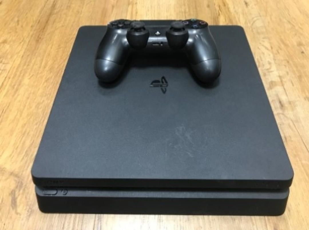PS 4 Slim 500 Gb + UFC 3