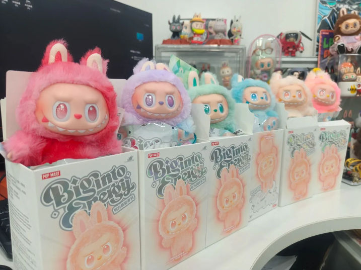 Игрушка Labubu в наличии + доставка. фото 6