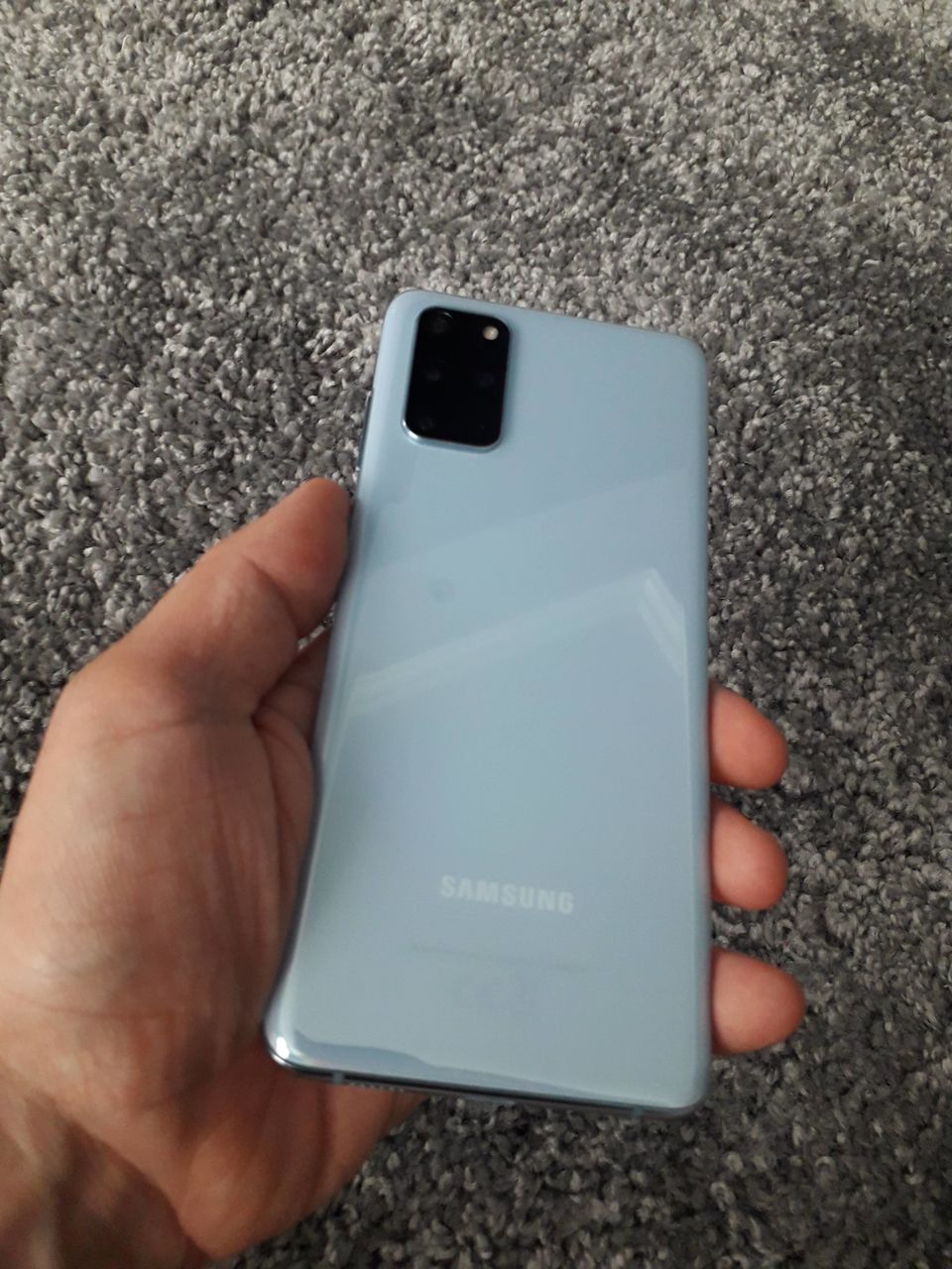 Samsung S 20 plus blue la 430 euro