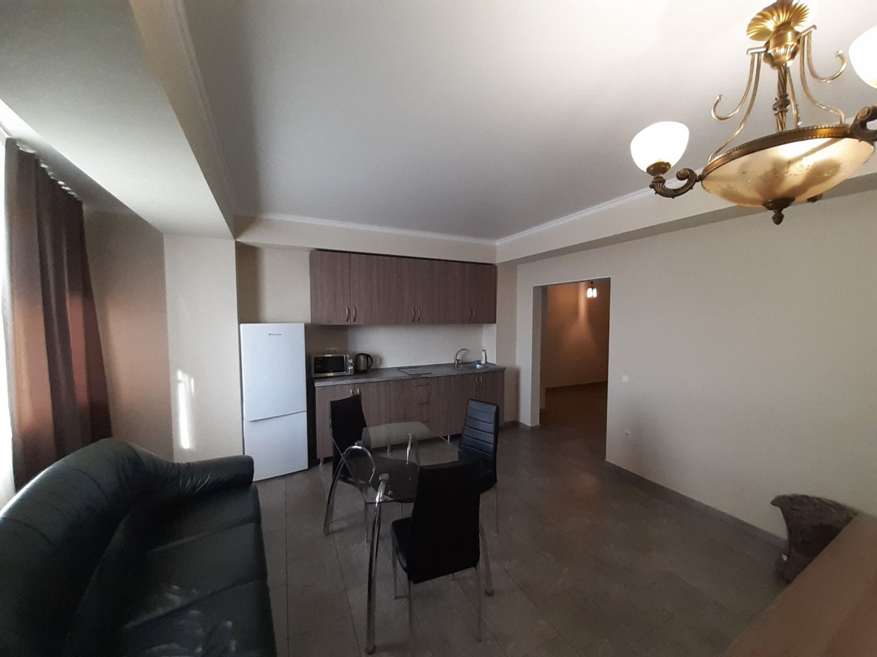 Apartament cu 2 camere, 85 m², Centru, Chișinău, Chișinău mun. foto 2