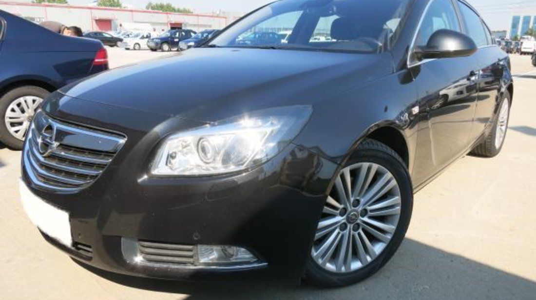 Opel Insignia foto 1