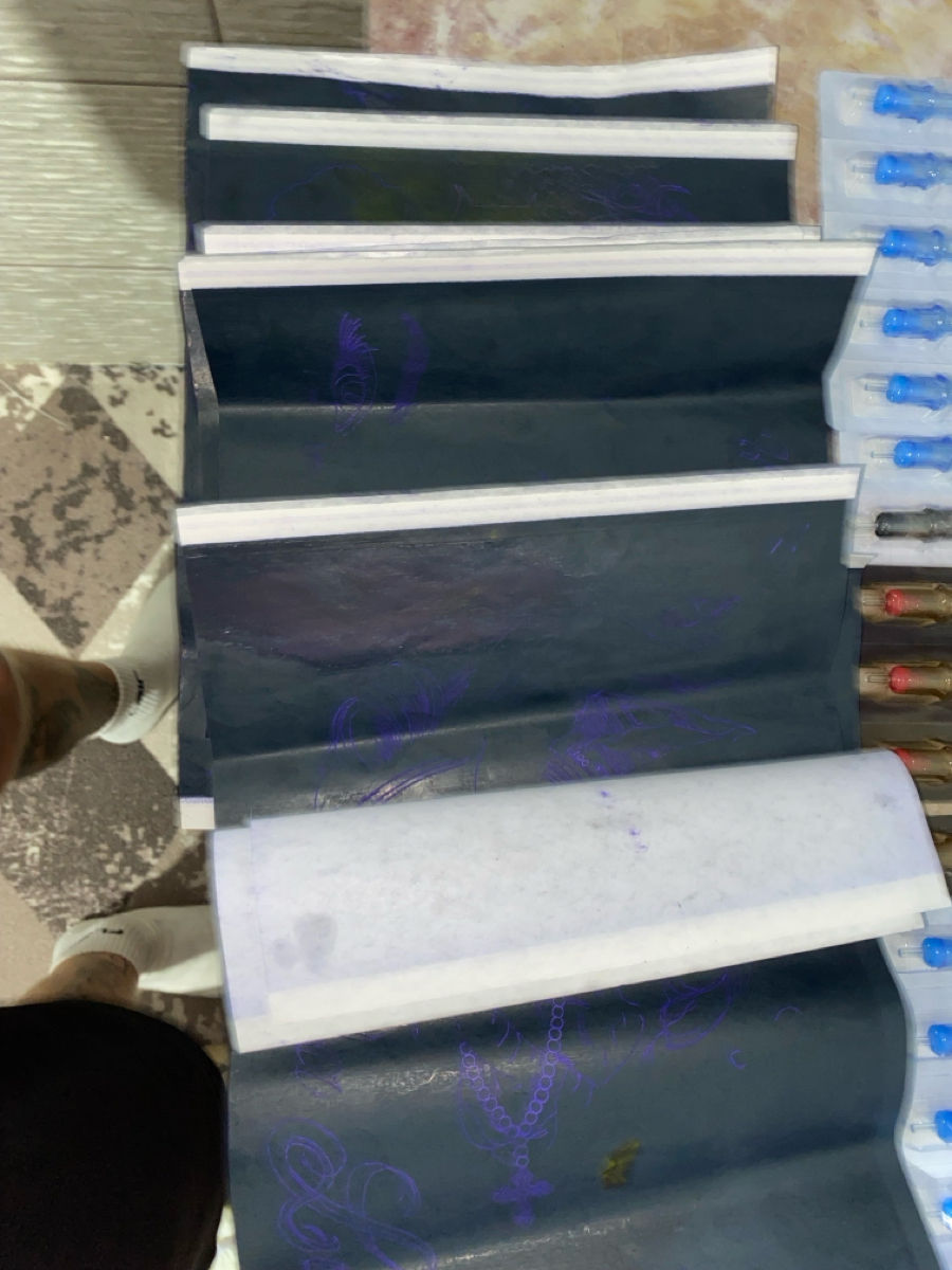Tatuaje, aparat de tatuat si absolut tot ce trebuie pentru tatuajr foto 7
