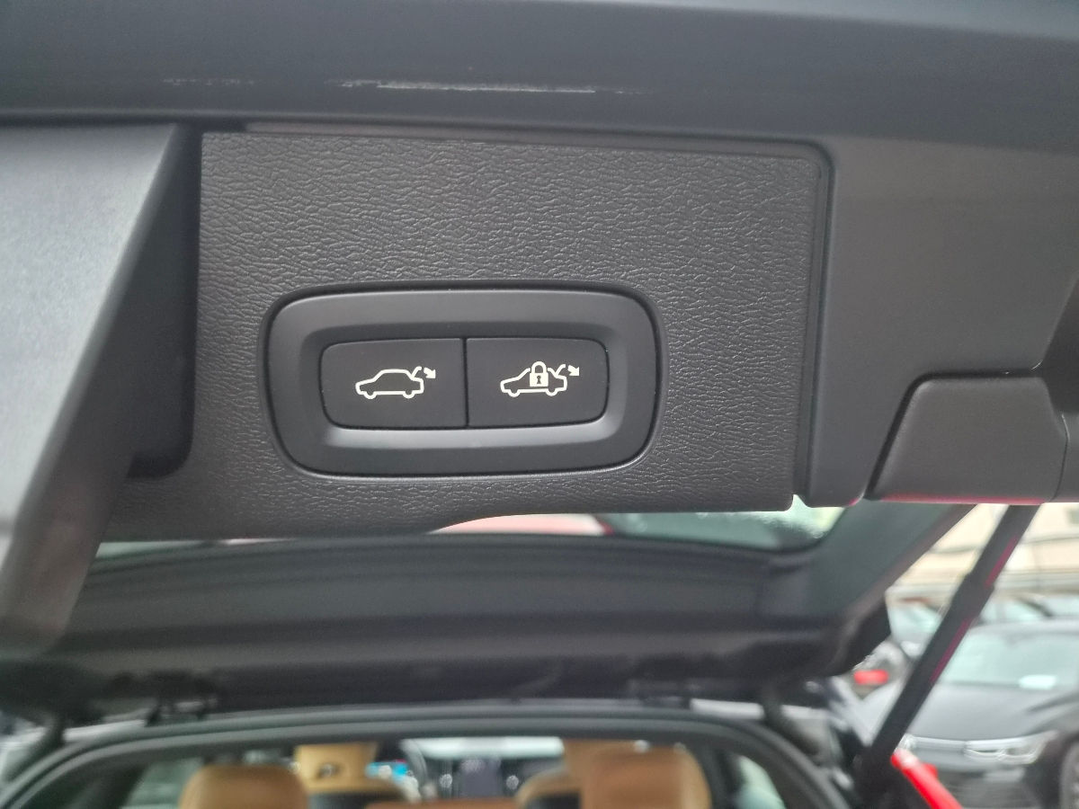 Volvo XC60 2022 photo 17