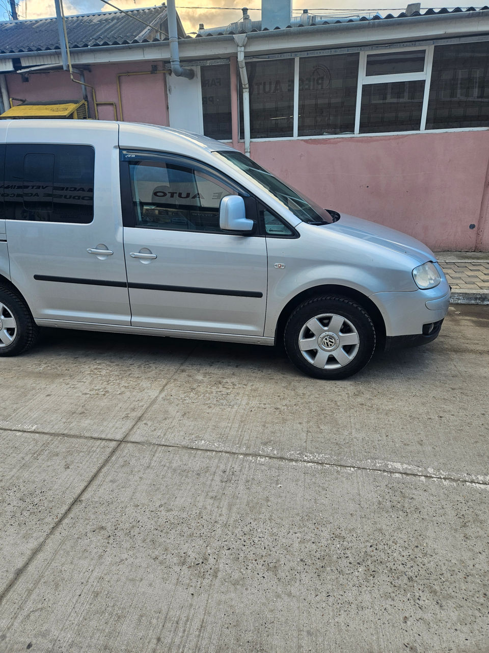 Volkswagen Caddy foto 3