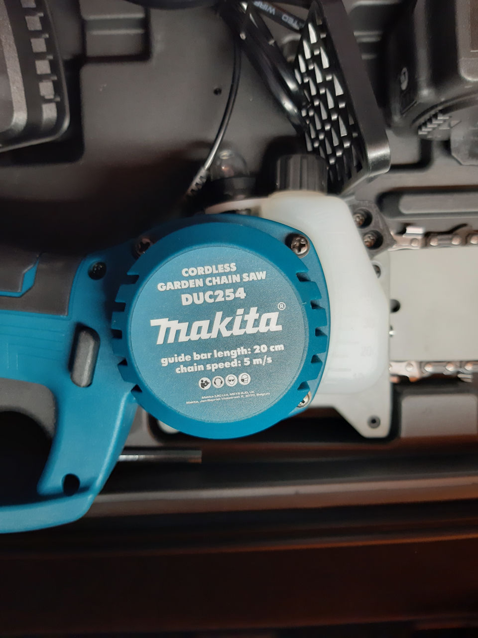 Сучкорез Makita
