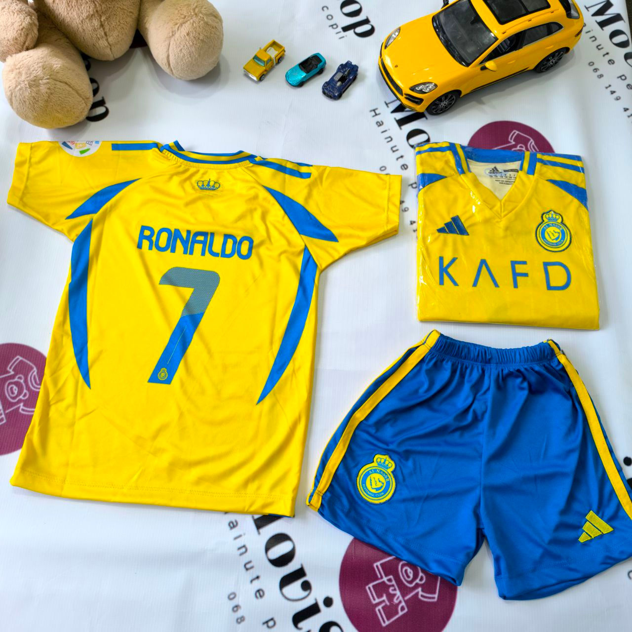 costume fotbal copii foto 7
