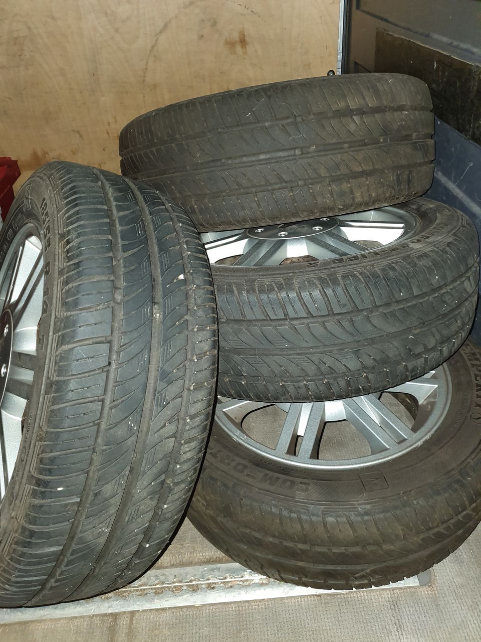 Диски 4x108 R14 Форд в отличном состоянии!