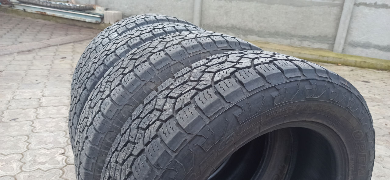 Toyo Open Country - 215/65R17. foto 1