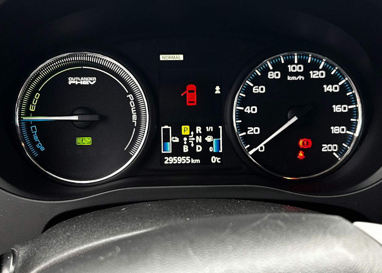 Mitsubishi Outlander foto 7