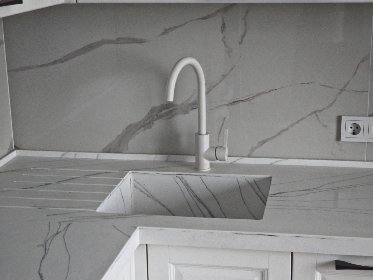 Изготовление столешниц, моек,рецепций из искусственного камня Corian  фото 9