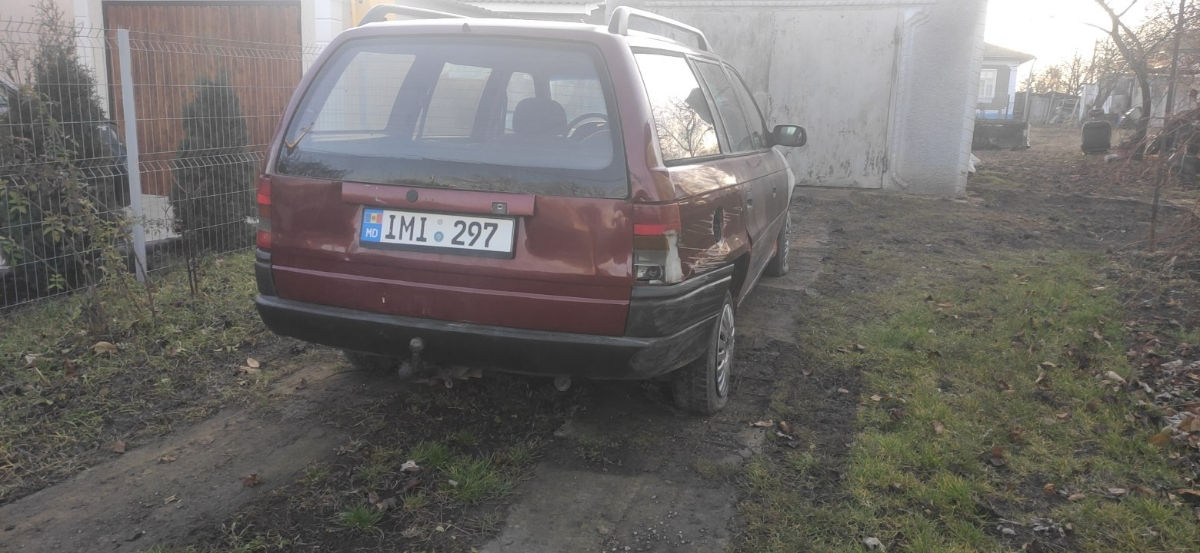 Piese Opel Astra F foto 1