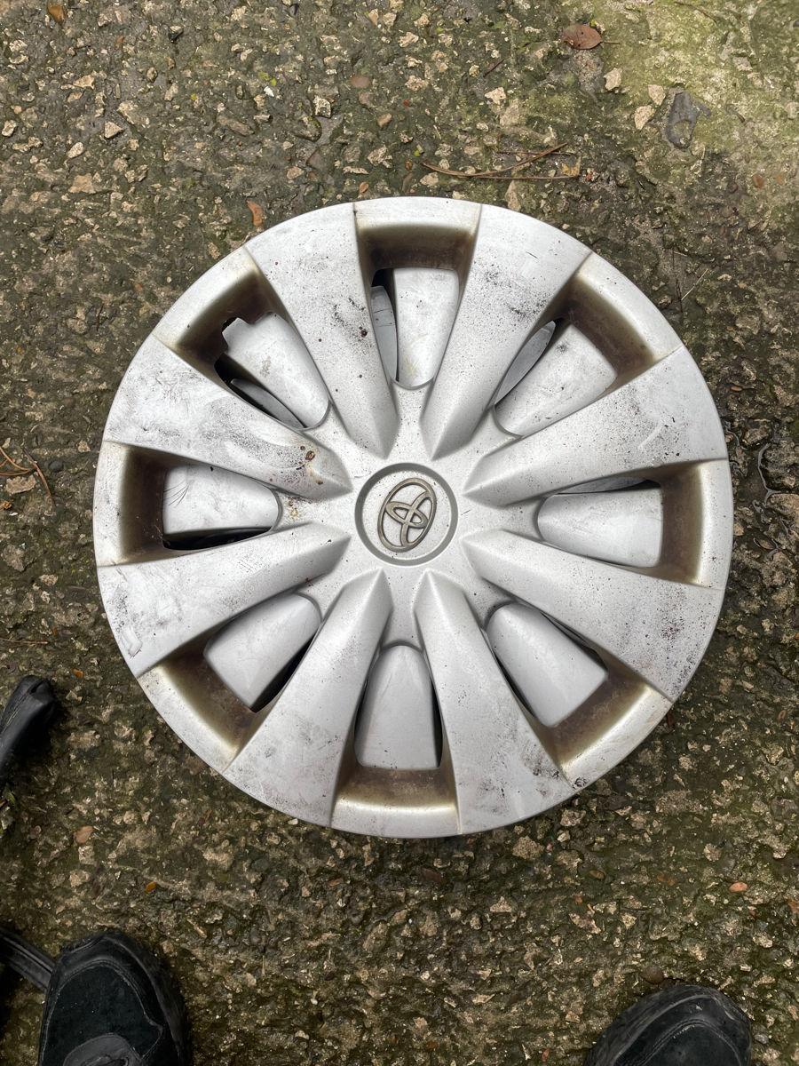 Capace R15 Toyota Originale, Auris, Corrola, Yaris!!!