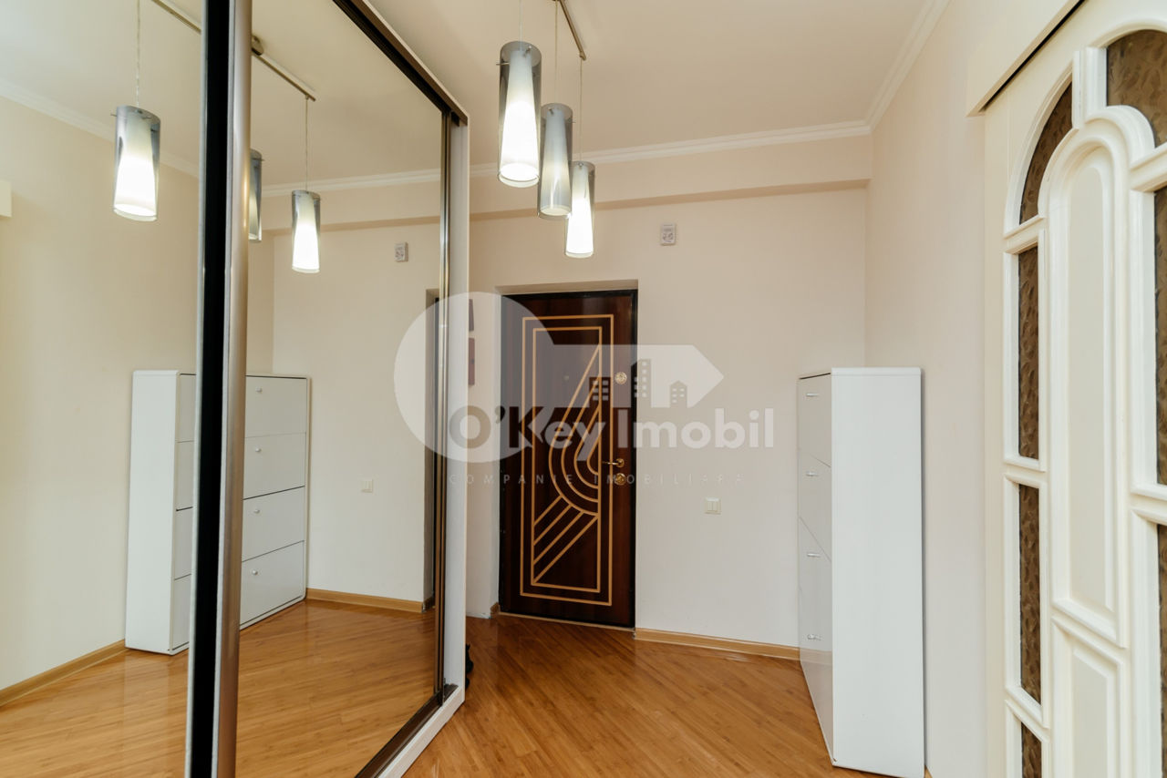 Apartament cu 2 camere, 65 m², Buiucani, Chișinău foto 12