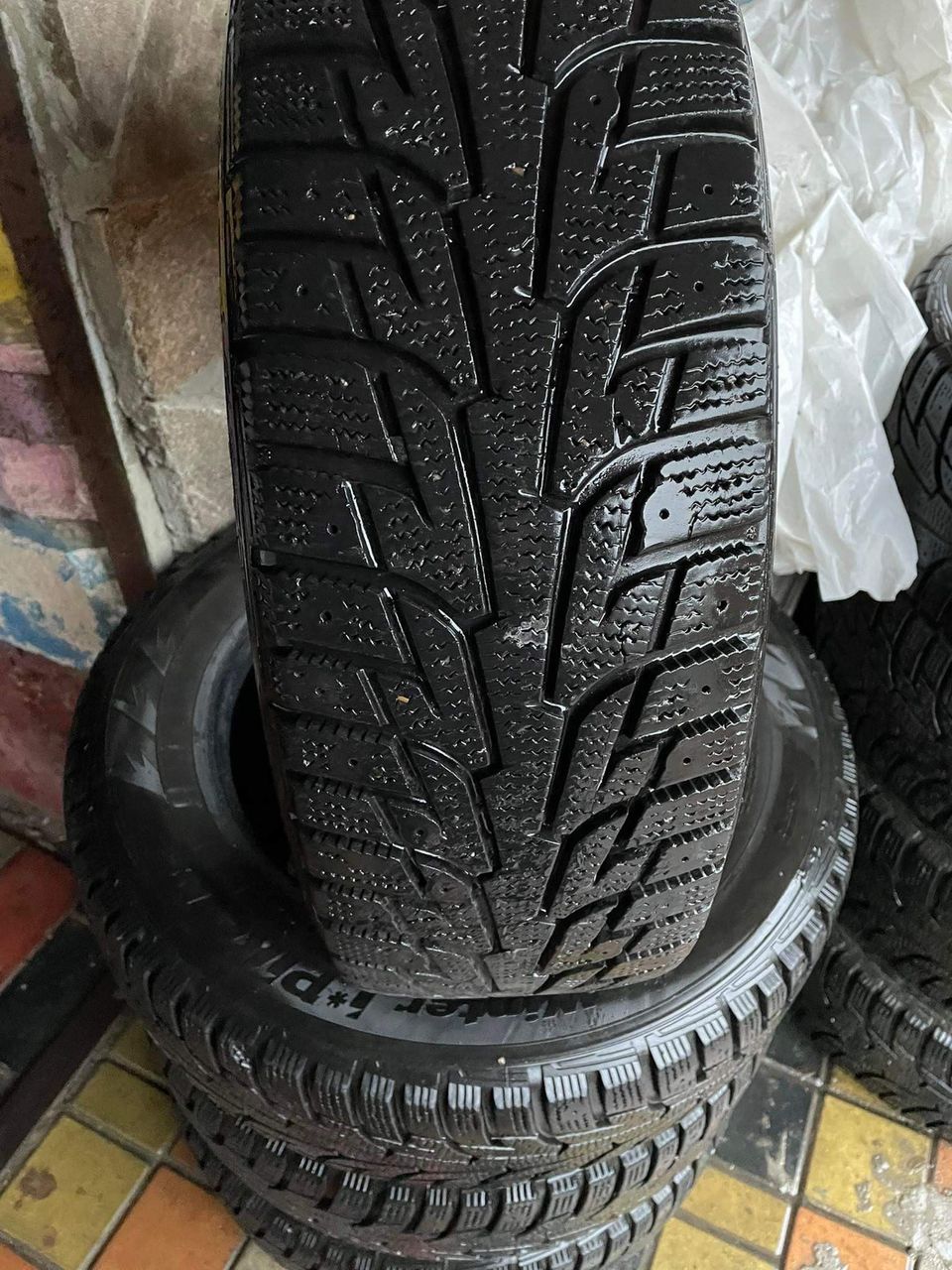 185 65 R15 Hankook Made in Korea 4buk