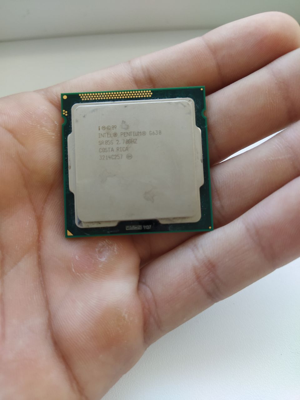Vând procesor Intel Pentium G630