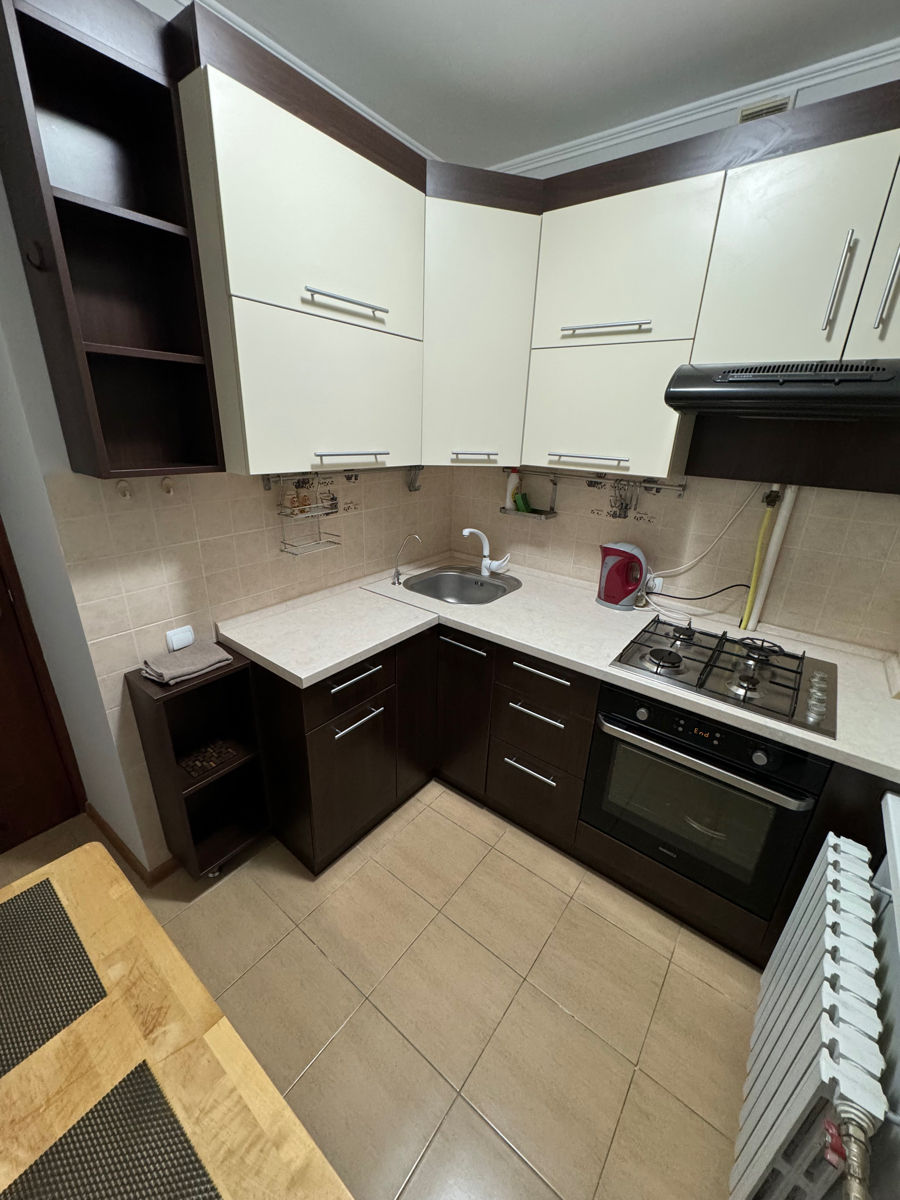 Apartament cu 2 camere, 50 m², Botanica, Chișinău foto 5