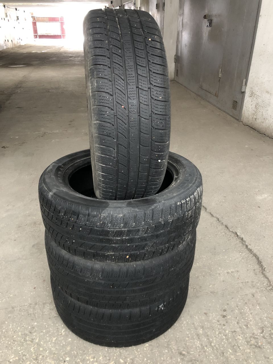 225 55 R17