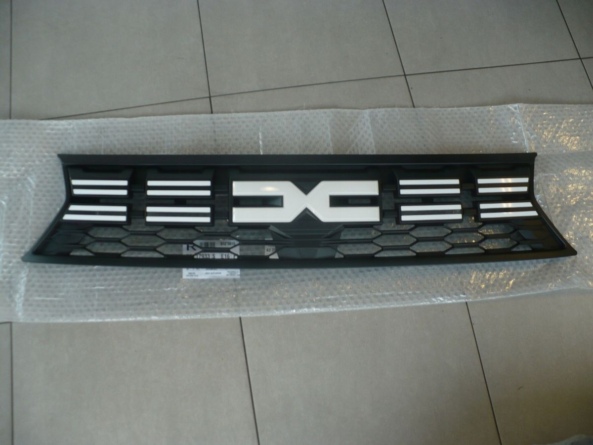 grila radiator Dacia duster 2023 foto 1