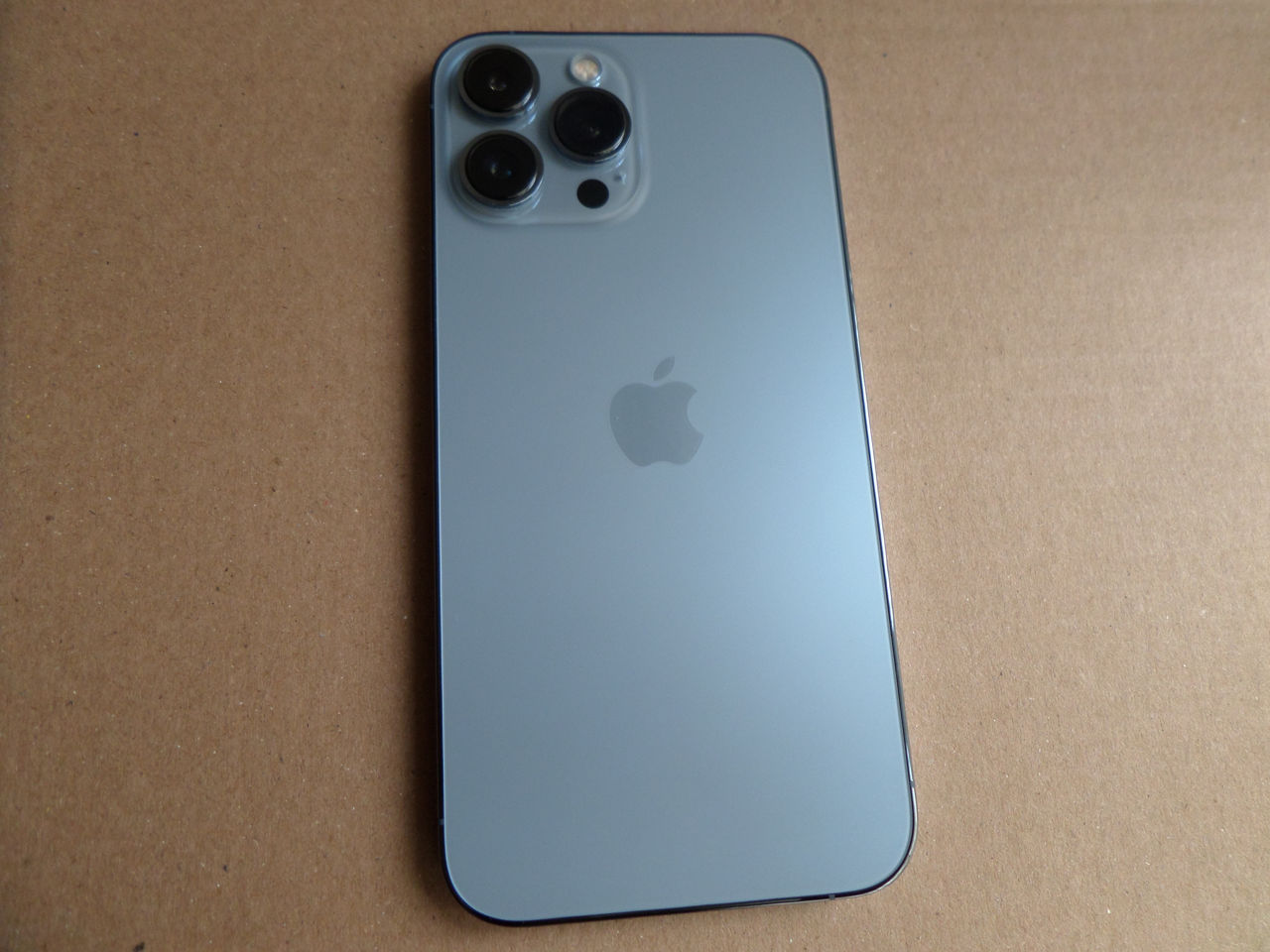 Apple iPhone 13 Pro Max, 256gb, Sierra Blue. Новый. Настоящий оригинал!