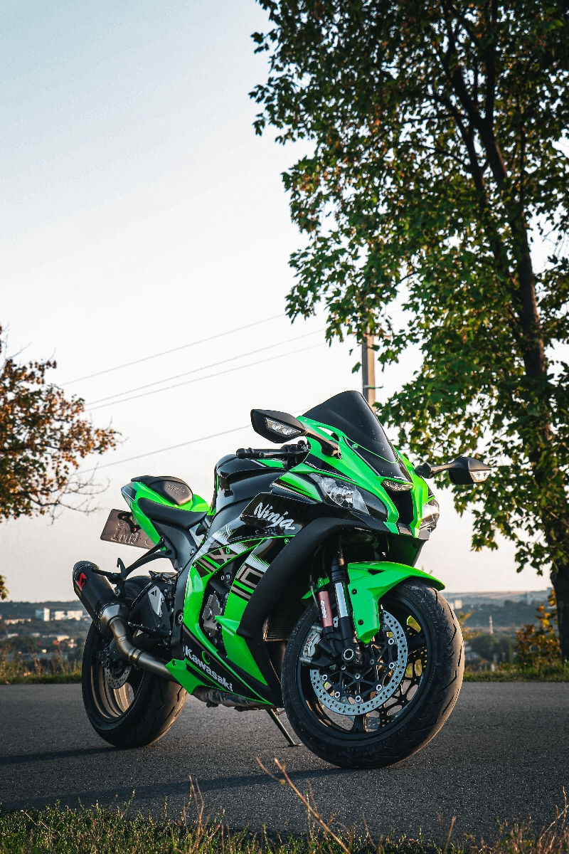 Kawasaki Ninja zx-10r foto 2