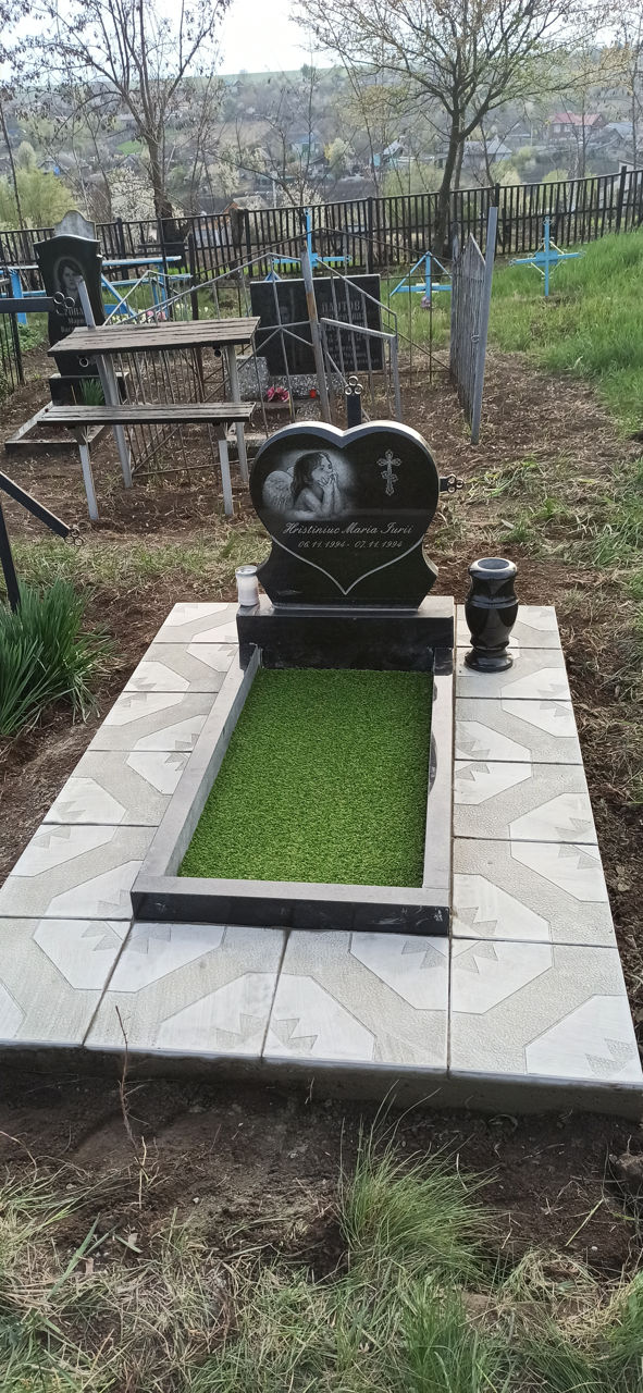 Monumente funerare din granit si beton in leova,iargara,cantemir,comrat,cimislia.hincest foto 6