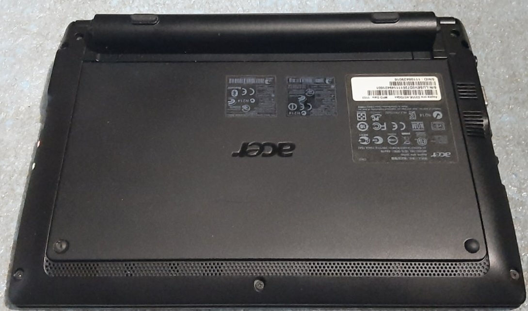 Продаю Acer Aspire One ! фото 2