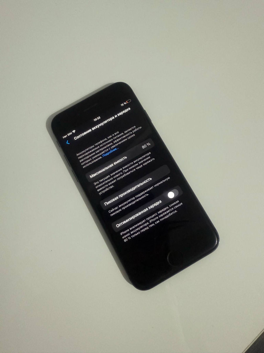 iPhone 8 64 gb foto 3